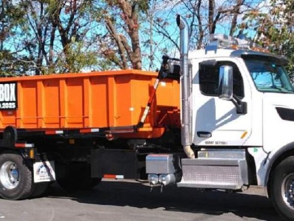 Dumpster Rentals Truck